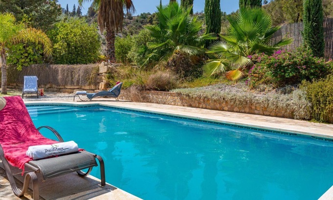 El Chorro Villa | Valley View El Chorro by Ruralidays