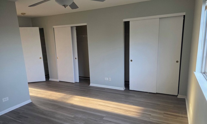 Waukegan House | Value Stay: Unfurnished Home - Bring Own sleeping Beds or ask for airbed-wifi