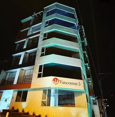 Las Mercedes Apartment | Vancouver 201