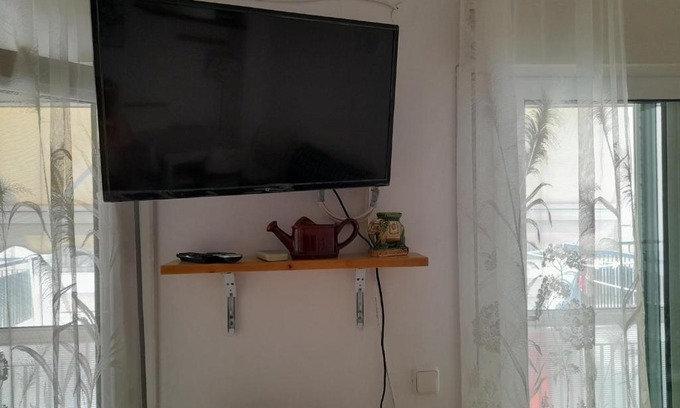 Agia Triada Apartment | Vanessa's studio