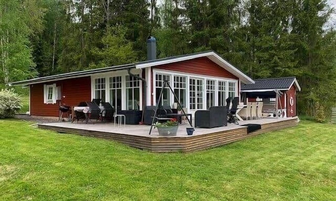 Amotfors House | VAR737 Åmotfors - Djupfors Björkebo 1