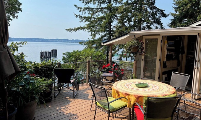 Vashon Island Cottage | Vashon Waterfront: Great Views of Forest & Sea - Cozy, Sunny, Seaside Cottage