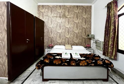 Faizabad House | Veena Villa Luxury Suite Ayodhya - 2km from Ram Mandir