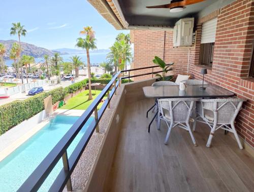 Velilla-Taramay Apartment | Velilla Seaview with Pool and Parking