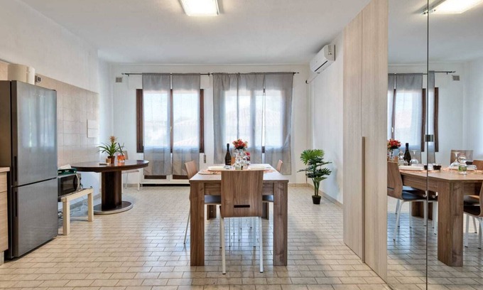 Mestre House | Venice Miramare Residence