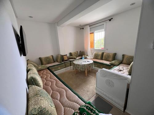 Hjar Ennhal Apartment | Ventana al mar