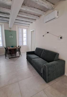 Como City Centre Apartment | VerdeLago