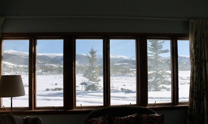 Tabernash House | Very Large Ranch on 90 Secluded Acres Sleeps 8+, BEST Views, Near Winter Park
