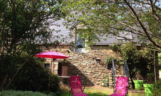 Serent Cottage | Very nice accommodation in an old farmhouse 20 minutes from Vannes