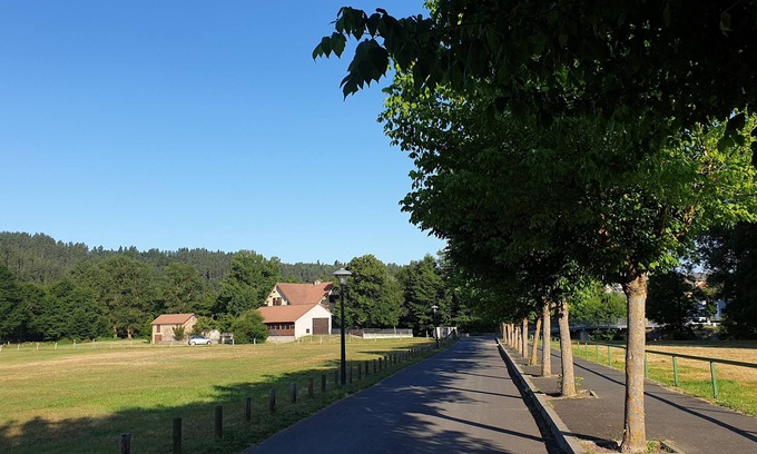 Le Malzieu-Ville House | VERY NICE HOUSE with land in the heart of the Village le MALZIEU-VILLE