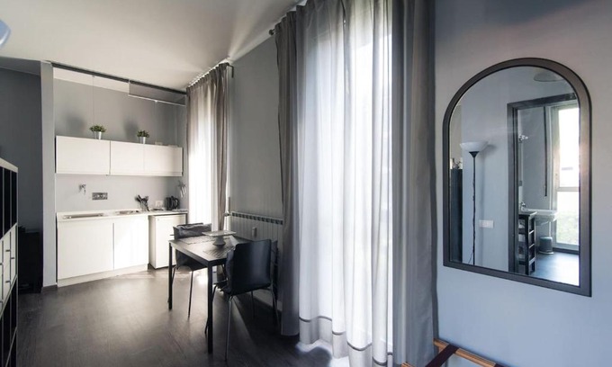 Como Apartment | Via Mentana 32 - The House Of Travelers