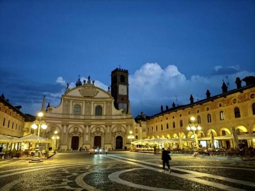 Vigevano Apartment | viadanteunovigevano