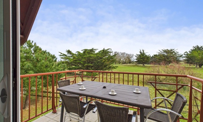 Sables-d'Or-les-Pins Apartment | View of Fréhel Golf Course - Heated swimming pool