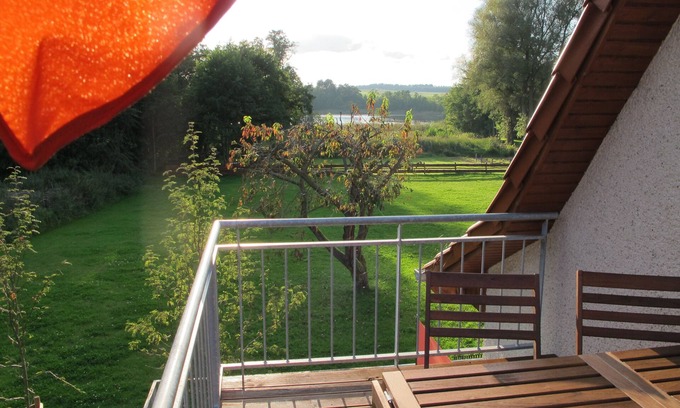 Wesenberg Apartment | View of the lake - modern apartment with a large terrace