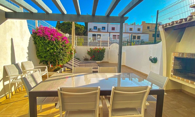 Vilamoura Ski Chalet | Vila Shradhala | V4 HsR Marina Vilamoura