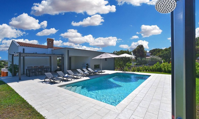 Vintijan Villa | Villa 2044/31814 (Istria - Pula), 900m from the beach
