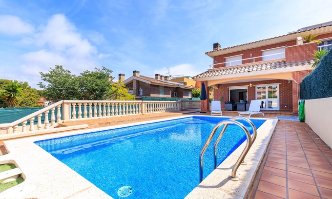 Cap de Salou Villa | Villa 4 bedrooms with private pool Salou