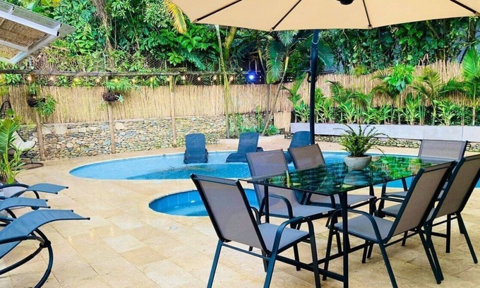 La Aguacatala House | Villa AG6 Daily Clean & Breaky+ Massage in Poblado