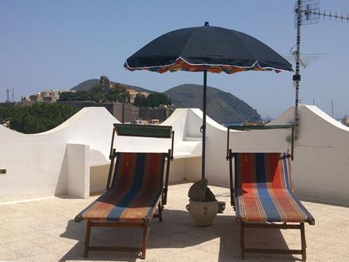 Lipari Historic Centre Bed & Breakfast | Villa Alba Chiara
