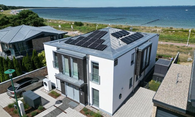 Glowe Apartment | Villa Am Meer Glowe Apartment OG