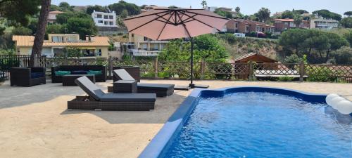 Arenys de Mar Apartment | Villa Apartment with Pool and Amazing Views!