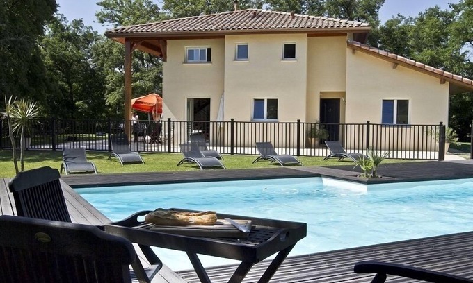Peyrusse-Vieille Villa | VILLA ARCHITECT at CAMPAIGN