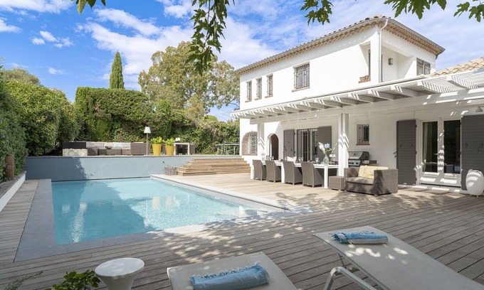 Cap-d'Antibes Villa | Villa Ava - walking distance to beach