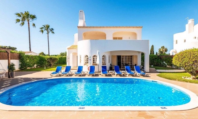 Sesmarias Villa | Villa Baltin - Four Bedroom Villa, Sleeps 8