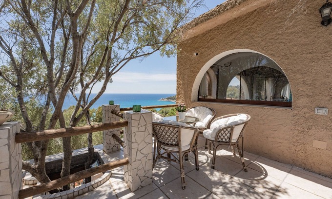 Torre delle Stelle Villa | Villa "Baronessa Nanà" with Sea View, Private Pool & Wi-Fi