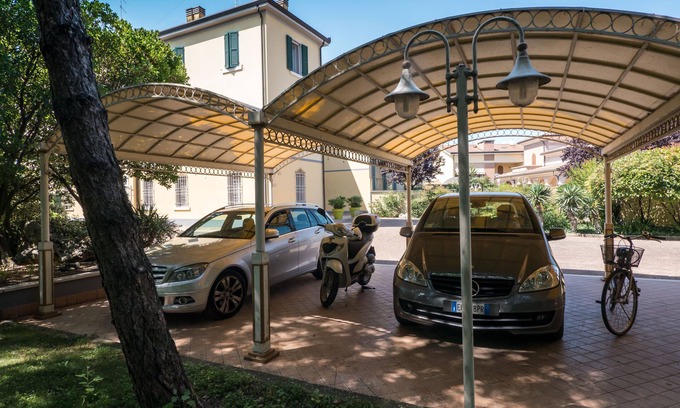 Porto Garibaldi House | Villa Bellini