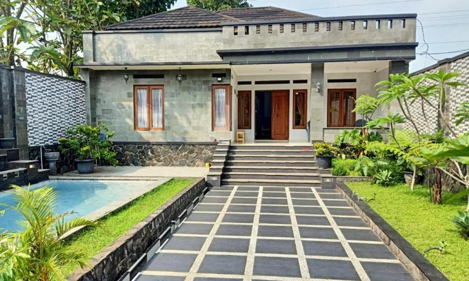 Megamendung Villa | Villa Bukit Tulip