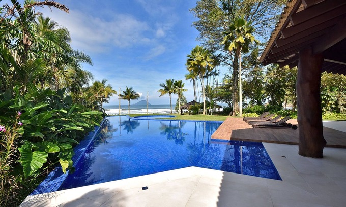 Sao Sebastiao Villa | Villa by the beach at Praia do Engenho - Sse001