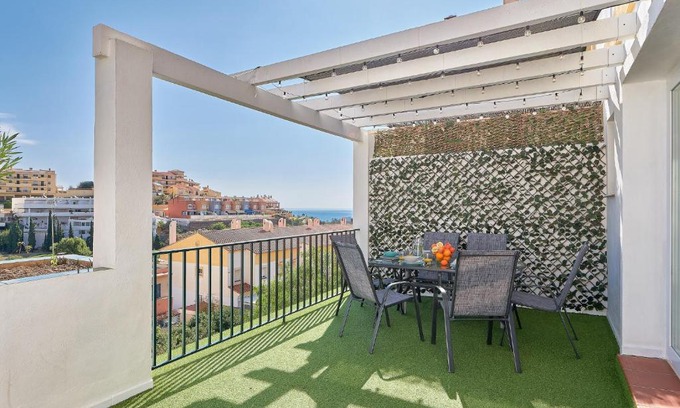 Torre de Benagalbon House | VILLA by the beach. Pool, Priv Parking and Golf