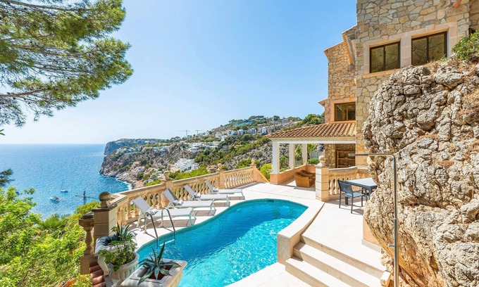 Port d'Andraitx Villa | Villa "Cala Llamp" with Panoramic Sea Views
