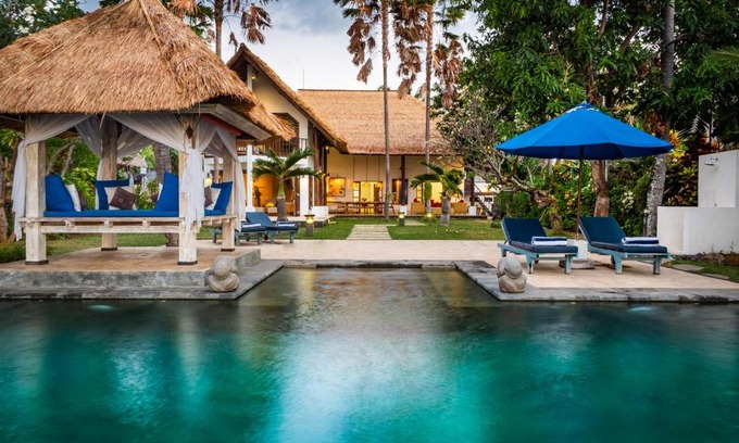 Dencarik Villa | Villa Cantik