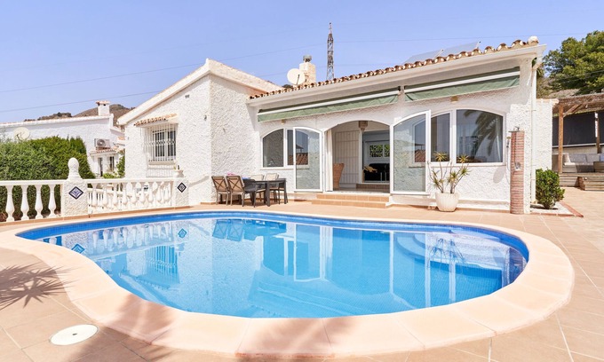Nerja Villa | Villa "Casa Ambar" with Sea View, Private Saltwater Pool & Wi-Fi