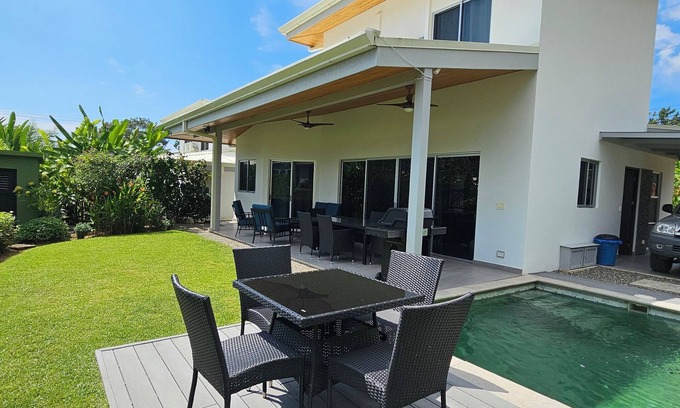 Ojochal Villa | Villa Cassandra - Heart of Ojochal - Walk or Bike to Everything!