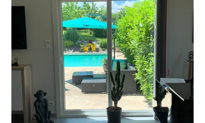 Aurillac House | Villa Classée 4 Étoiles Pour 8 Personnes Avec Piscine