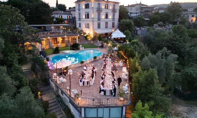 Poggio Villa | Villa Clodia Relais - SWIMMING POOL - LAKE VIEW - EVENTS and SPECIAL WEEDING