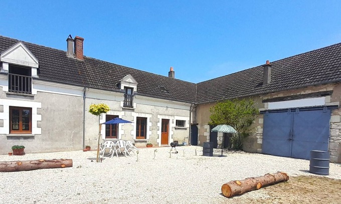 Meusnes Ski Chalet | Villa Coco 9 pers large garden near Beauval