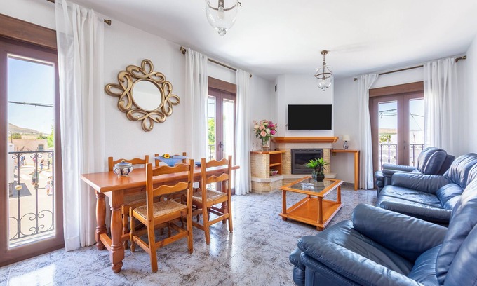 Fernan Perez Villa | Villa 'Cruz' with Private Terrace, Balcony and Air Conditioning