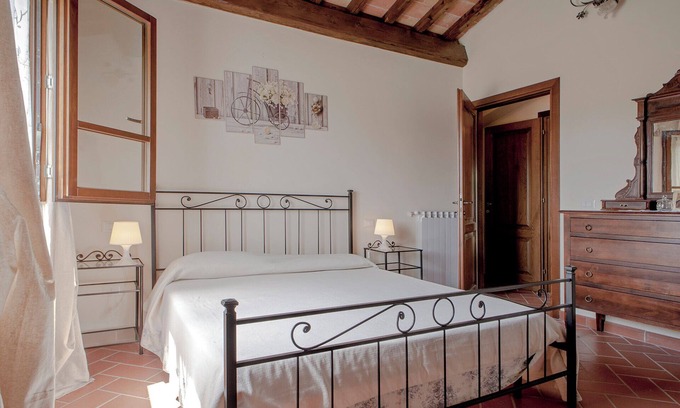 Montopoli in Val d'Arno House | Villa Due Pini, in the green Tuscan hills between Florence, Siena and Pisa.