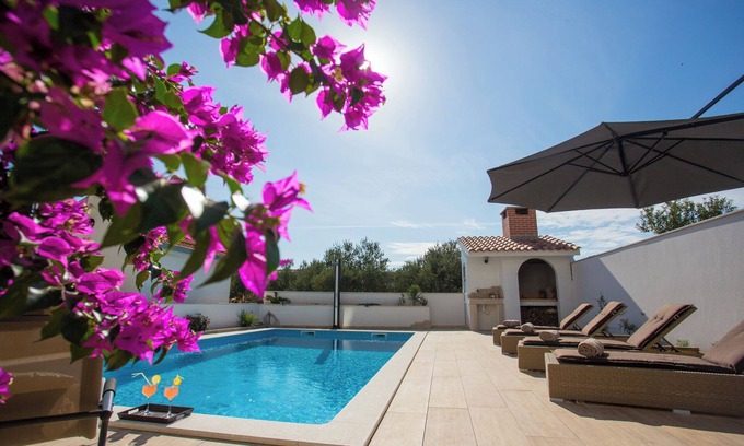 Mejasi House | Villa Dalmare Split - Private Hydro-massage Pool