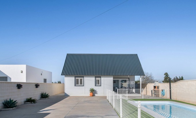 Barrio Nuevo House | Villa de Gomar with Football Field and Private Pool