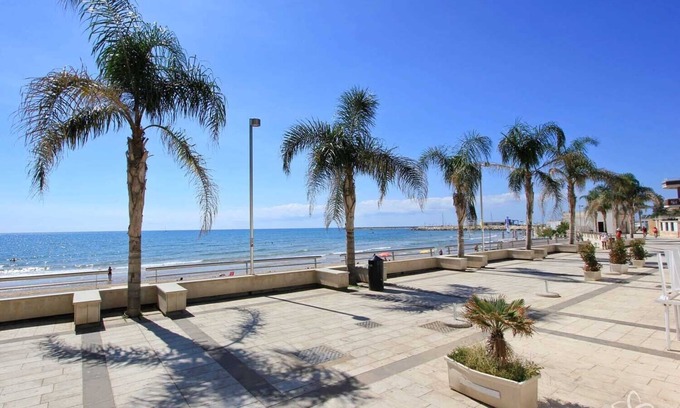 Caucana-finaiti-casuzze-finaiti Nord Villa | Villa del Gelsomino Montalbano
