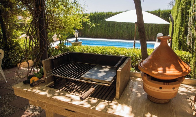 Padul Ski Chalet | Villa del Mamut, en Padul Granada