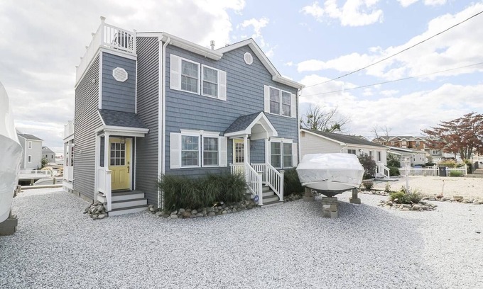 Beach Haven West Apartment | Villa Del Mundy - Manahawkin & Beach Haven West