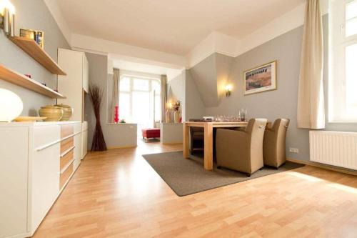 Seebad Bansin Apartment | Villa Dora App 12