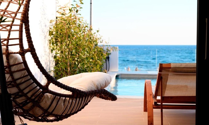 Kanali House | Villa Dorra Coast Suites