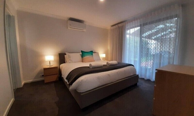 Dunsborough Villa | Villa Elanora - Beautifully executed recent renovation. Stylish and comfortable